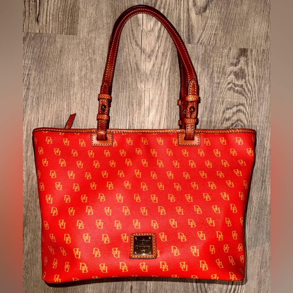 VINTAGE Dooney & Bourke Red signature Satchel.